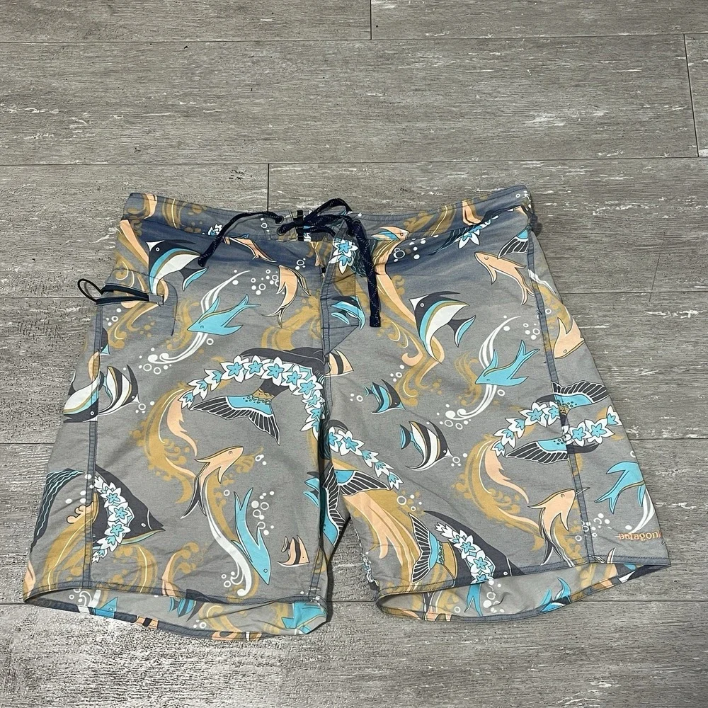 Patagonia Board Shorts Mens 38 Blue Floral Fish Swim Trunks Quick Dry Nylon Surf